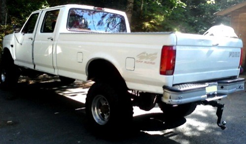 Ford F350 Extended Cab w Lift Kit